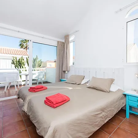 Casa Velero Коральео
